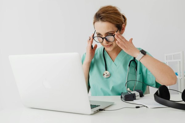 Comment le droit du travail influence le processus de recrutement – Un guide essentiel